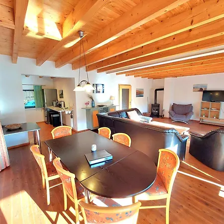 別荘 Waldschneise C Am Jabeler Jabel